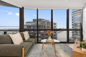 Perfect Docklands 1BR with Stunning River Views